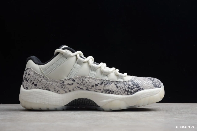 SE Light Jordan Bone Air CD6846-002 Low 11 Snake 0922
